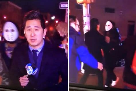 Tv News 2017 Television Reporter Attacked By Masked Man In Shock Video