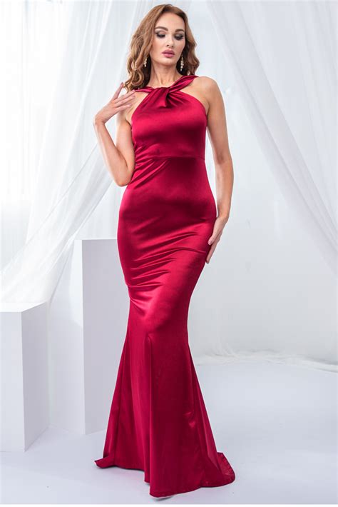 Victoria Svogue 2021 Sexy Halter Backless Shiny Stretch Satin Evening Maxi Gown Floor Length