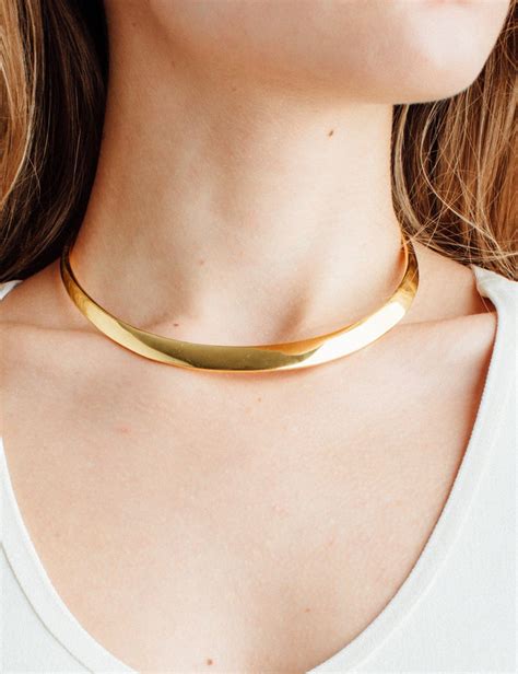 gold collar necklaces in 14k and 18k rose white and yellow gold