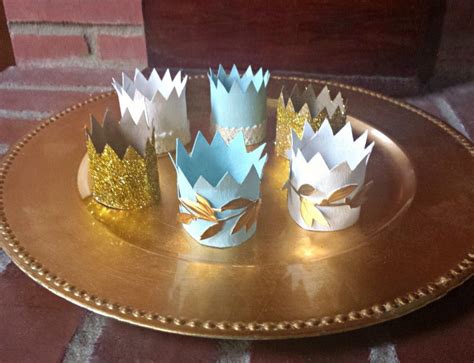 Toilet Paper Roll Crowns Toilet Paper Crafts Diy Baby Birthday Crown