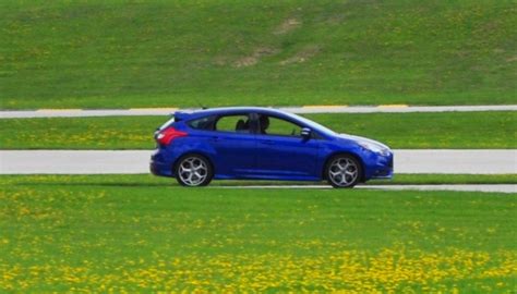 2014 Ford Focus St Is Most Ferocious Car On Autocross