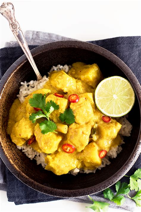 Malaysian Chicken And Potato Kapitan Curry Curious Nut Recipe