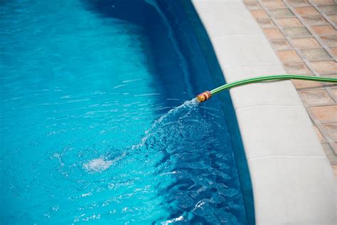 Consider This Tips Before Filling Your Swimming Pool