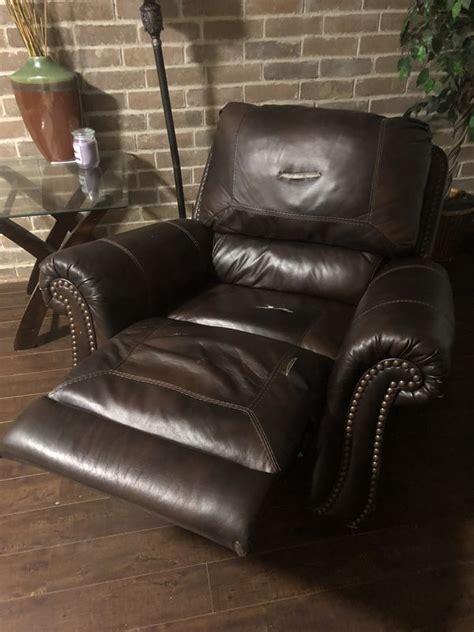 29 ashley furniture homestore employees have shared their salaries on glassdoor. Ashley furniture- recliner chair for Sale in Houston, TX ...