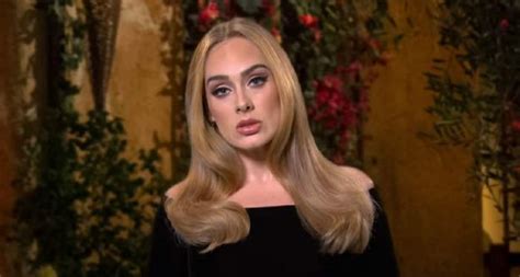 Cum Arată Adele în Prima Sa Apariție în Public După Ce A Slăbit 50 De
