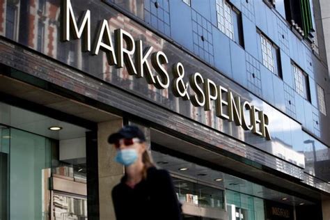 Uk Retailer Marks And Spencer Cuts 7000 Jobs Due To Pandemic World