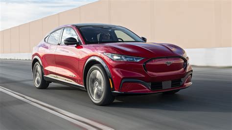 2021 Ford Mustang Mach E Electric Suv Revealed With Serious Performance
