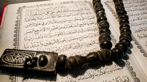 Surat Al Mulk Lengkap Arab Latin Dan Artinya Halaman Tribunjateng