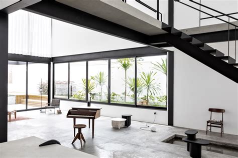 Minimal Black And White Brazilian Home By Estúdio Bg Draws On Bauhaus