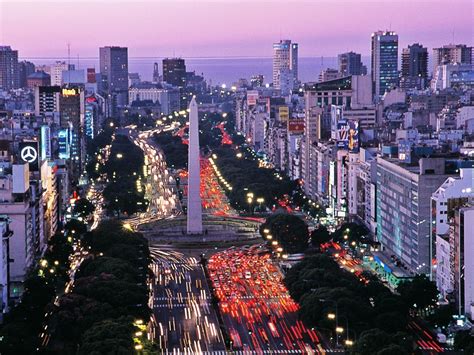 Buenos Aires La Capitale Argentina Genera Da Sola Oltre Metà Del
