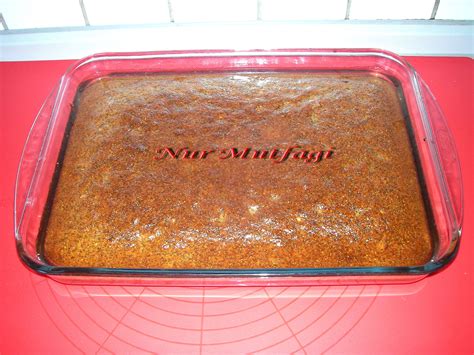 Ön hazırlık olarak şerbeti hazırlayalım. citir Haşhaşlı incirli Pasta Revani tarifi Mohnkuchen ...
