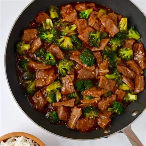 Add beef back into pan with green onion. Easy Beef and Broccoli with Cornstarch, Flank Steak, Low Sodium Soy Sauce, Light Brown Sugar ...