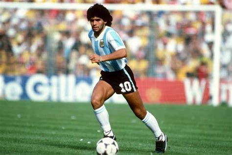Breaking Football Icon Diego Maradona Dies Aged 60