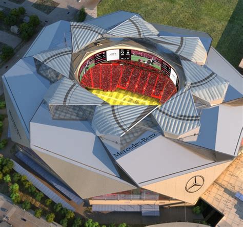 Work On Mercedes Benz Stadium Roof Underway Football Stadium Digest