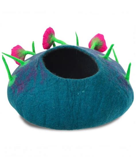 Handmade Felt Cat CaveHandmade Felt Cat Cave, Nepal Felt ...
