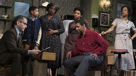 Broadway Review A Raisin In The Sun With Denzel Washington Variety