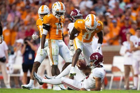 Why The College Football Playoff Ranked Tennessee Vols Behind Alabama