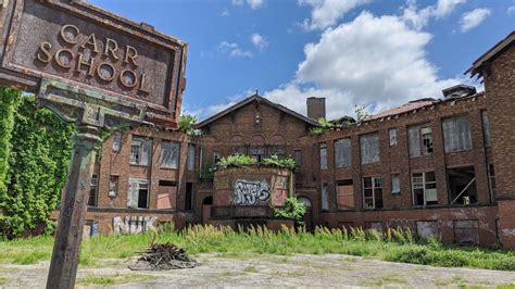 Abandoned Carr School St Louis Click For Video In 2020 Abandoned