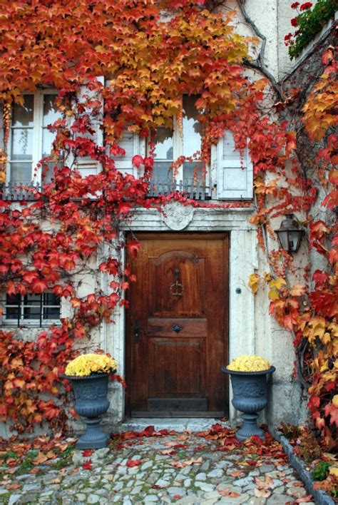 Fall Front Door Decor Town And Country Living