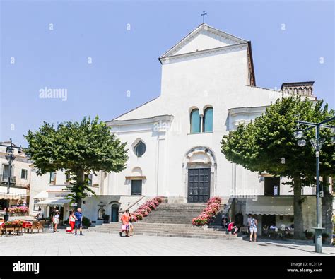 Ravello Cathedral Stock Photos And Ravello Cathedral Stock Images Alamy