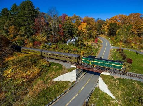 All Aboard Fall Foliage Trains Leaf Peeping In Vermont