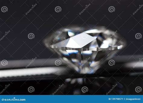 Diamond Facets Close Up Stock Image Image Of Round 139798571