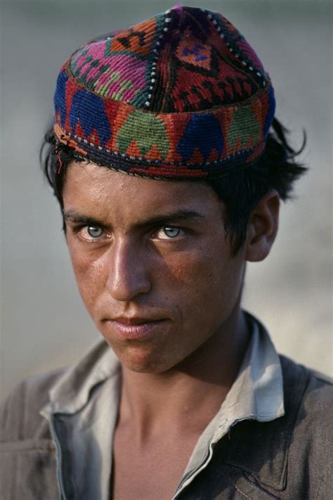 A Portrait From Afghanistan By Steve Mccurry X Imgur