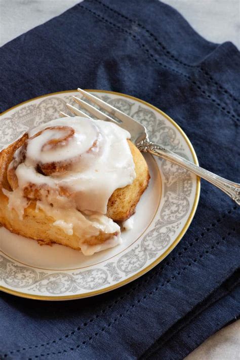 Roll up and serve with soy sauce for dipping. Make ahead Pioneer Woman's Cinnamon Rolls | Butter & Baggage