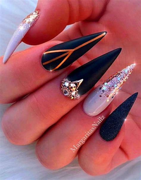 30 Black Stiletto Nails Designs You Need To Try In 2020 Gold