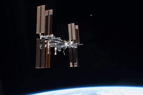 International Space Station Completes Its 100000th Orbit