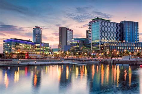 Top 15 Beautiful Places to Visit in Greater Manchester - GlobalGrasshopper