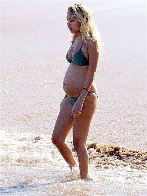 Celebrities Who Rocked The Bikini While Pregnant Celebrity Bikini
