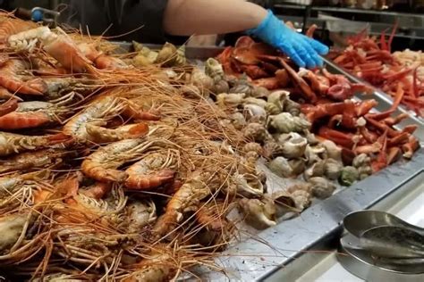 The 8 Best Seafood Buffets In Las Vegas 2023
