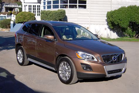 The 2010 volvo xc60 is stuffed with a long list of standard features. 2010 Volvo XC60 Review