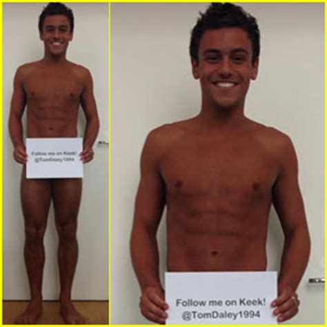 Tom Daley Posts Naked Picture Follow Me On Keek Shirtless Tom
