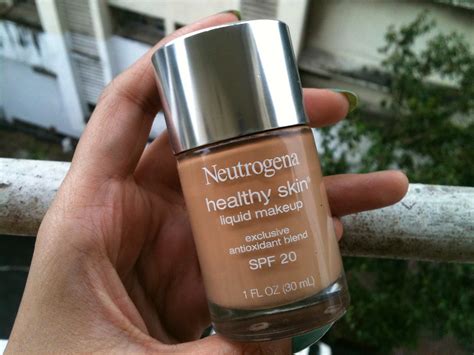 Neutrogena Healthy Skin Foundation; Review & Photos | Corals With Blues