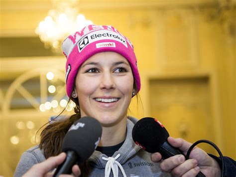 #mikaela shiffrin #wendy holdener #frida hansdotter #alpine skiing #st moritz 2017 #biggest margin since 1970? Wendy Holdener hat stressige Wochen vor sich | Ski alpin ...