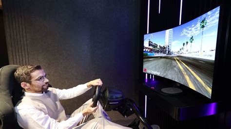 Lgs Bendable 48 Inch Oled Tv And Monitor Shows The Future Of Flexible