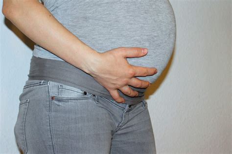 Frühe schwangerschaftsanzeichen kann es schon ab der einnistung geben. 38 HQ Images Schwangerschaftsanzeichen Ausfluss Ab Wann ...