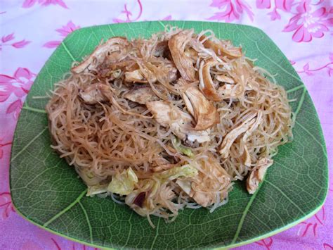 Hanya saja, bumil disarankan lebih teliti memerhatikan kandungan gizi pada setiap camilan, sehingga camilan. Cara membuat Bihun Ayam mudah dan Nikmat ~ Dapur Onlineku