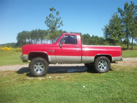 Squatted trucks shut down myrtle beach / thorpe money show 21. Trends that I just don't get.... | NC4x4