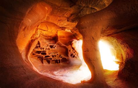 Picture Of The Day The Goblin Cave In Nevadas Valley Of Fire