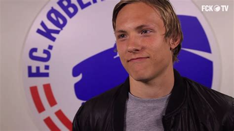 Ludwig augustinsson has 4 assists after 34 match days in the season 2020/2021. Se Ludwig Augustinssons første FCK-interview | F.C. København