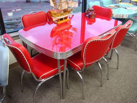 Retro dining table and chairs uk. COOL Retro Dinettes