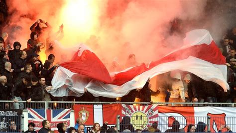 'de ochtend' bracht een eerbetoon aan een schitterende kerel. Beste Antwerpfans, ik kijk hard uit naar de ...
