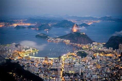 The city was named after the guanabara bay (the word rio, which in modern portuguese means river, could also mean other water bodies such as bays in the 16th century) and the date it was discovered by portuguese founders: World Beautifull Places: Rio De Janeiro Beautiful Images