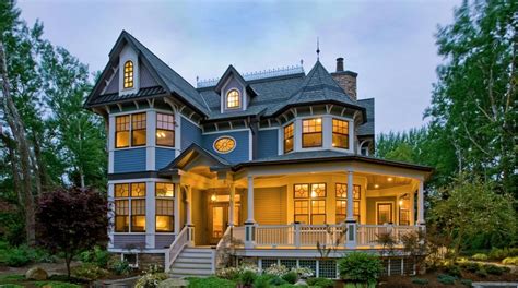 Victorian homes are wonderfully unique, full of character and open to a world of interior design possibilities. 10 Ways to Achieve a Victorian Gothic-Inspired Home ...