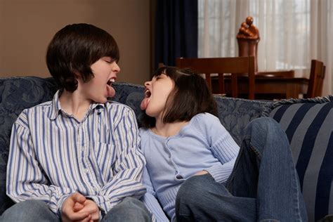 How To Deal With Annoying Difficult And Disrespectful Siblings Annoyed Want To Be Loved