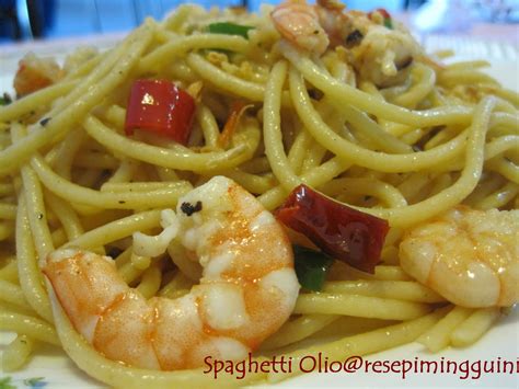 Cook the spaghetti until al dente. Spaghetti Olio | Resepi Minggu Ini