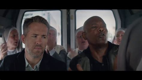 Película duro de cuidar (the hitman's bodyguard): DURO DE CUIDAR - Clip #2 - Bevilo tutto - YouTube